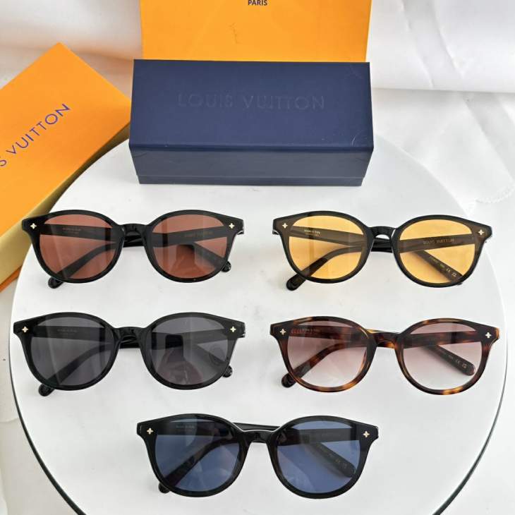Picture of Louis Vuitton Sunglasses _SKUfw76721308fw